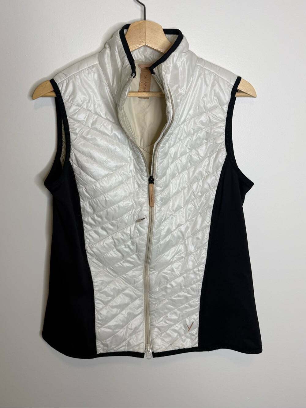 Indyeva garma II Women’s White insulated Vest with Black Contrast Panels large